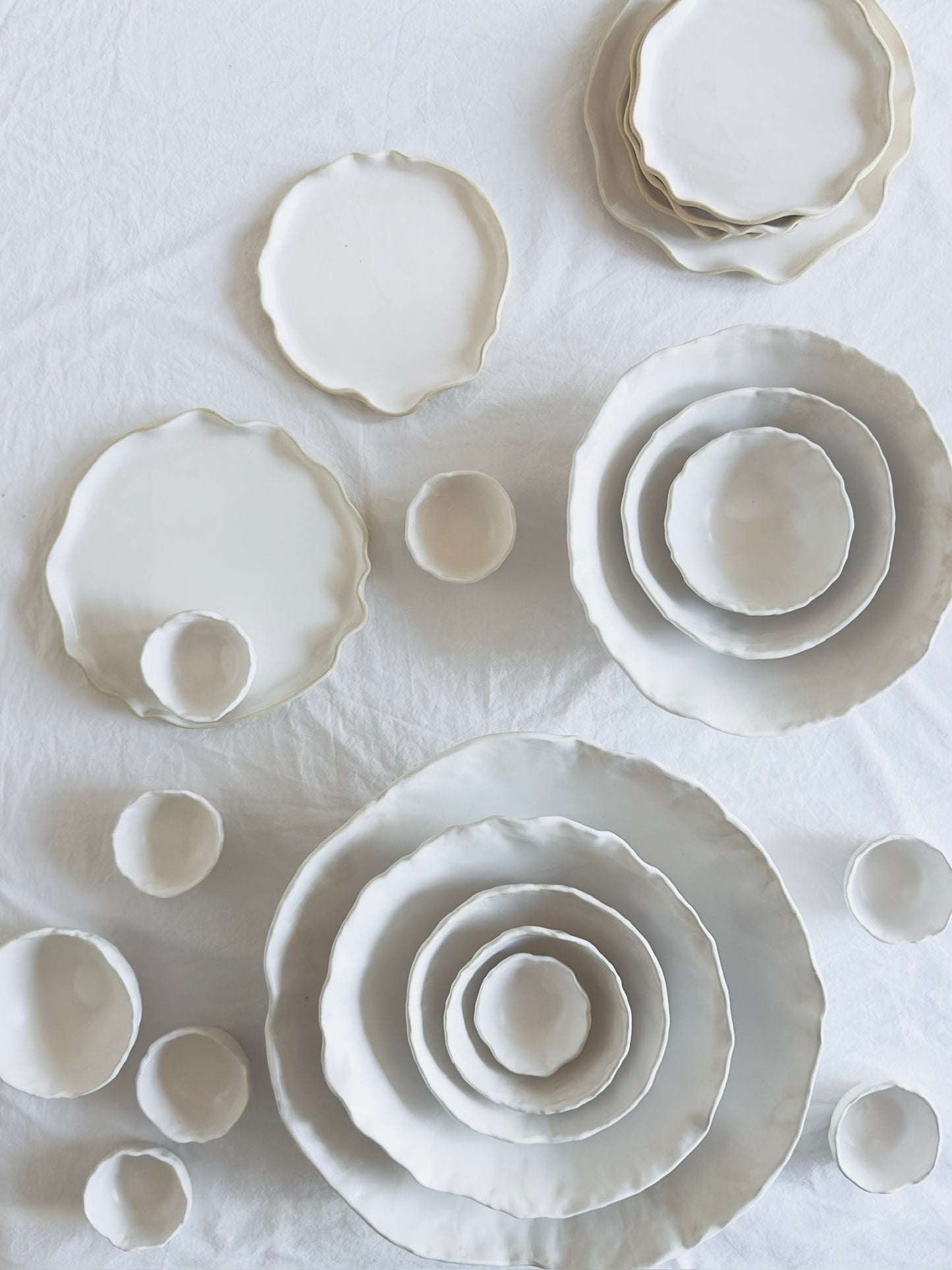 Wave Dinner Plate 11"